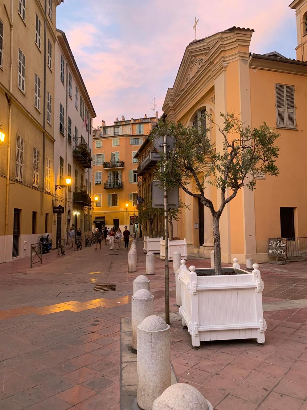 Apartment 33 On The Old Historic Senate Square *